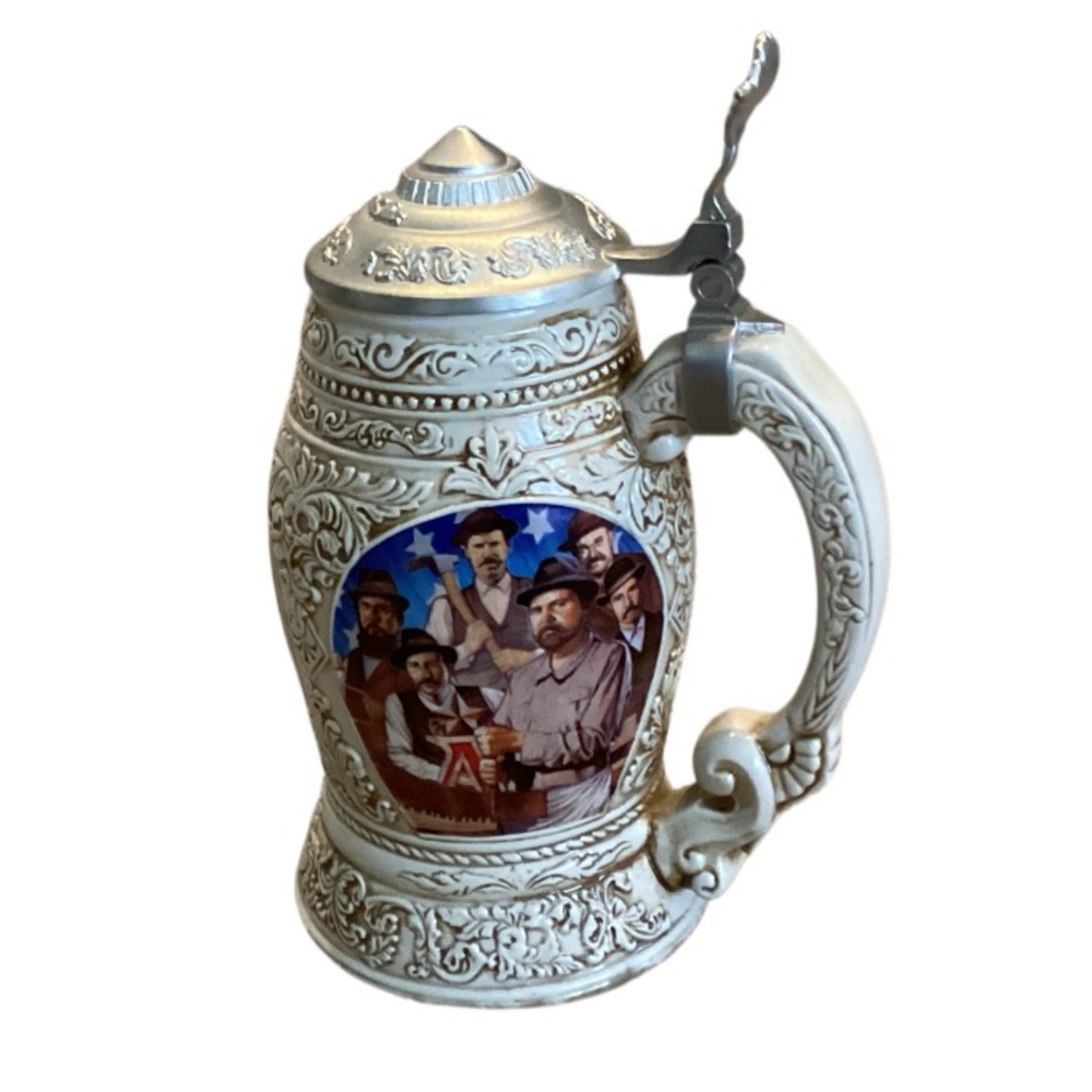 Anheuser Busch Collectors Club Old World Heritage Lidded Stein #08384 1998